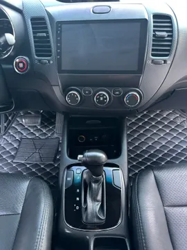 Kia Cerato (K3)