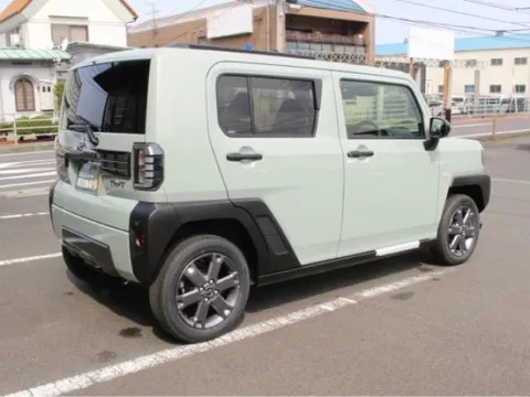 Daihatsu Taft