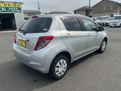 Toyota Yaris (Vitz)