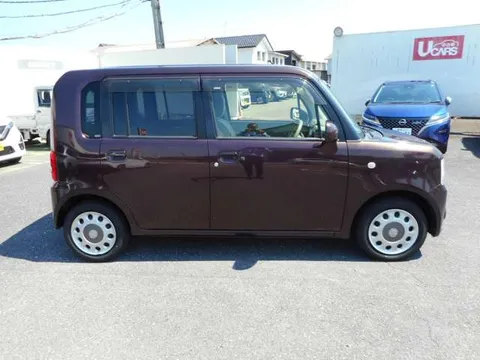Toyota Pixis Space