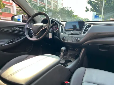 Chevrolet Malibu XL