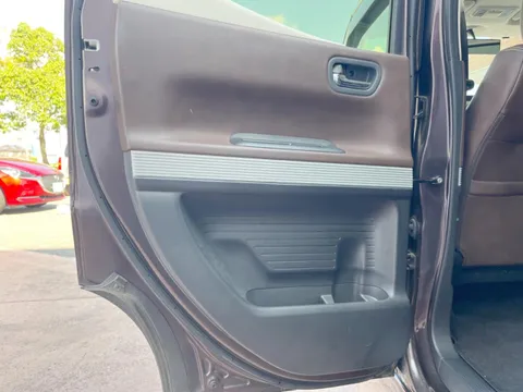 Honda N-BOX Slash