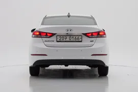 Hyundai Elantra (Avante)