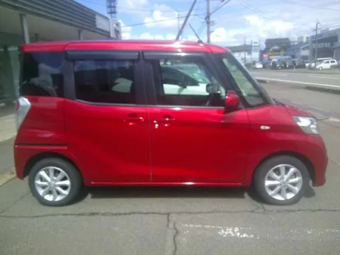 Nissan Dayz Roox