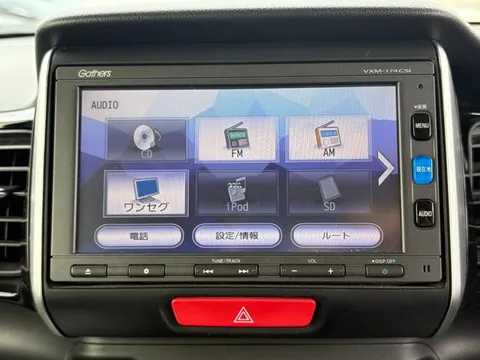 Honda N-BOX Custom