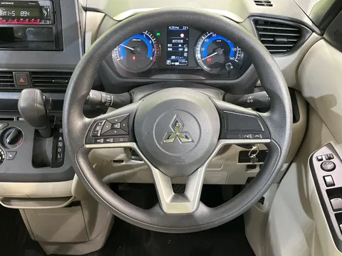 Mitsubishi eK Space