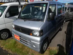 Mitsubishi Minicab Van
