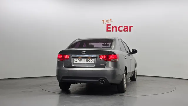 Kia Cerato (Forte)