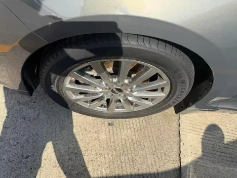 Lincoln MKZ
