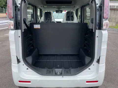 Suzuki Spacia Base