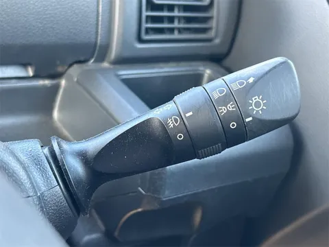 Toyota Pixis Mega