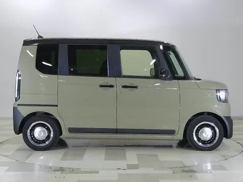 Honda N-BOX Joy