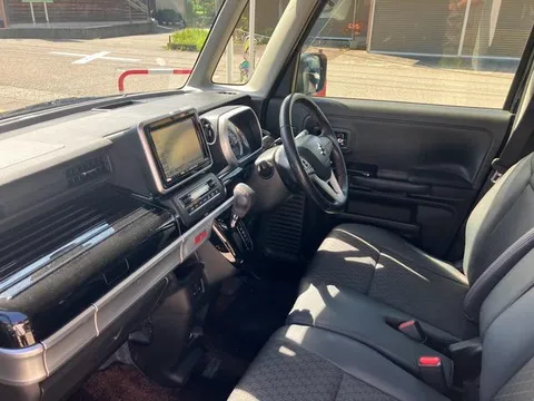 Suzuki Spacia Custom