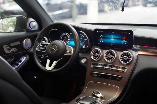 Mercedes-Benz Mercedes-Benz GLC