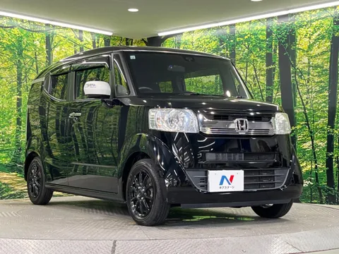 Honda N-BOX Slash