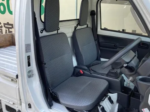 Mazda Scrum Truck
