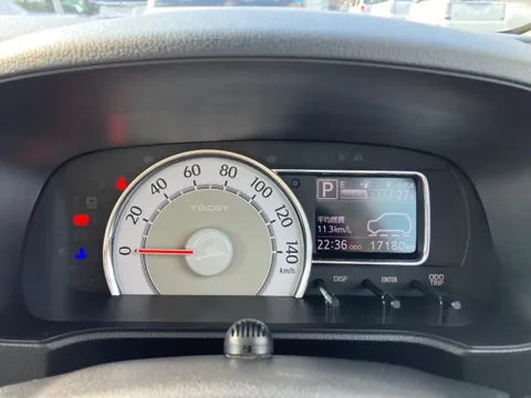 Daihatsu Mira Tocot