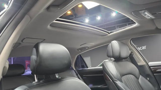 Genesis G90 (EQ900)
