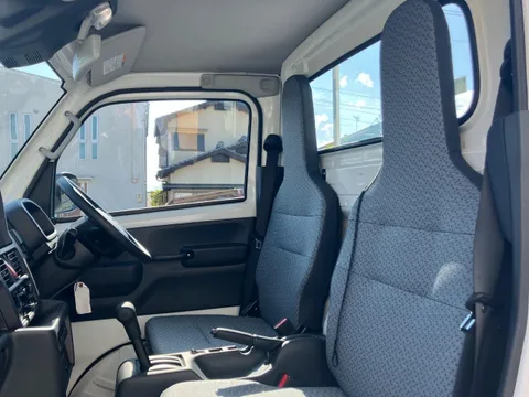 Nissan Clipper Truck