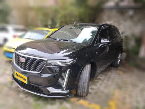 Cadillac XT6