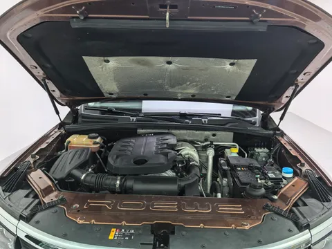 Roewe RX8