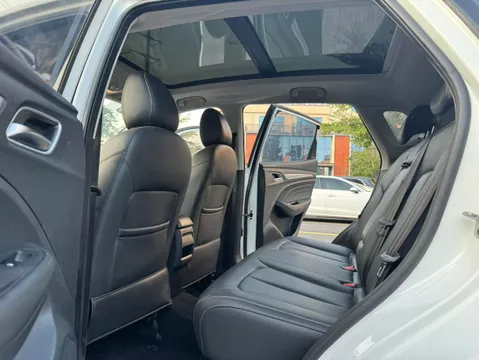 Roewe RX3