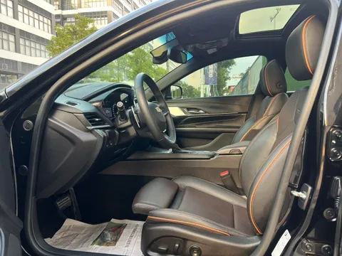 Cadillac CT4