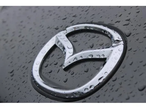 Mazda MX-5 (Roadster)