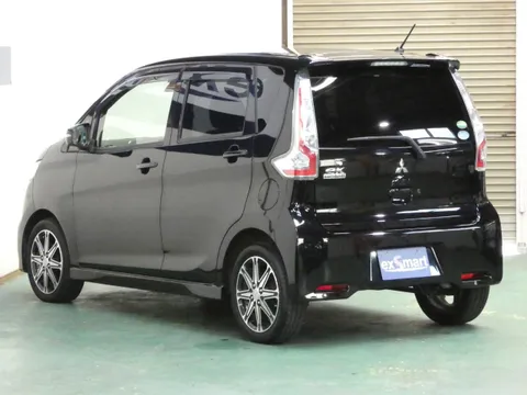 Mitsubishi eK Custom