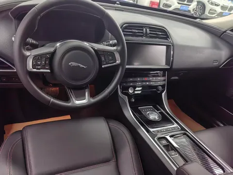 Jaguar XEL