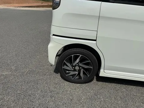 Suzuki Spacia Custom
