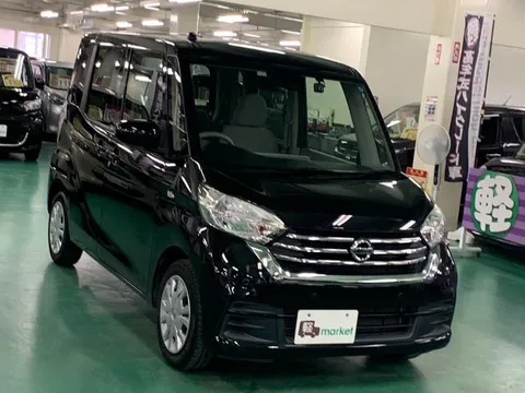 Nissan Dayz Roox