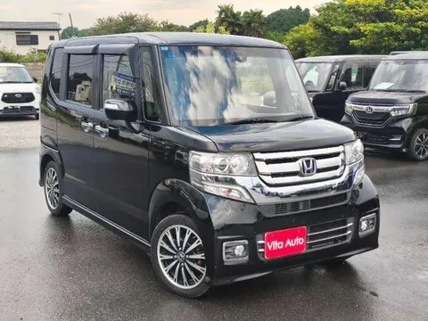 Honda N-BOX Custom