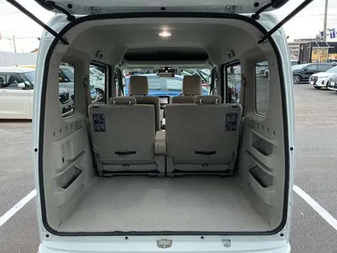 Nissan Clipper Rio
