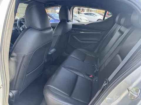 Mazda MAZDA3 Fastback