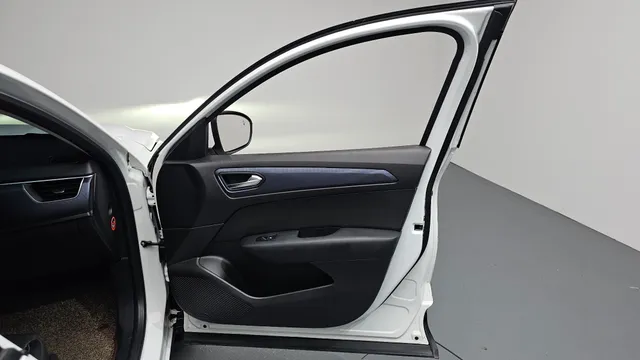 Renault XM3
