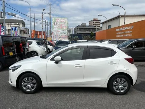 Mazda Mazda2 (Demio)