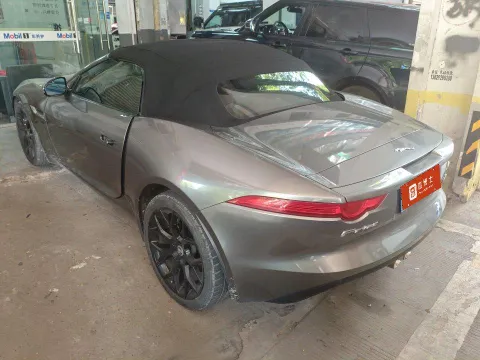 Jaguar F-Type