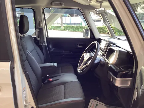Suzuki Spacia Custom