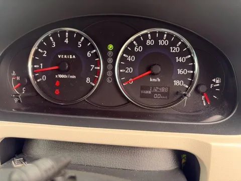 Mazda Verisa