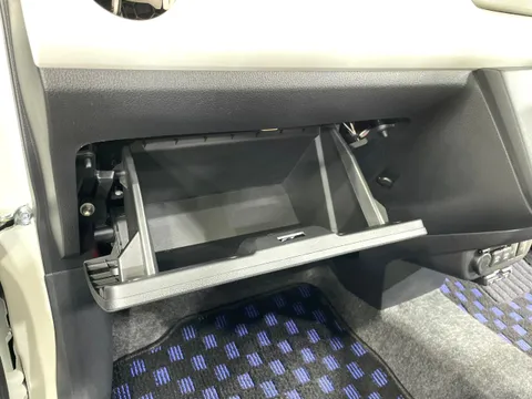 Daihatsu Mira Tocot