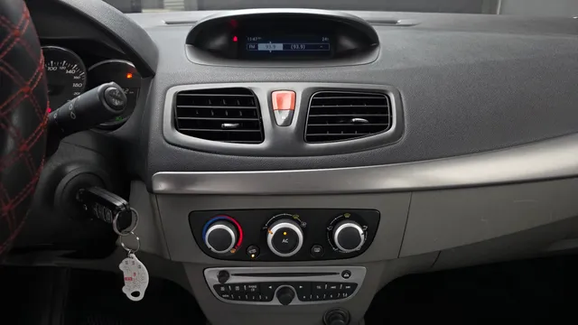 Renault SM3