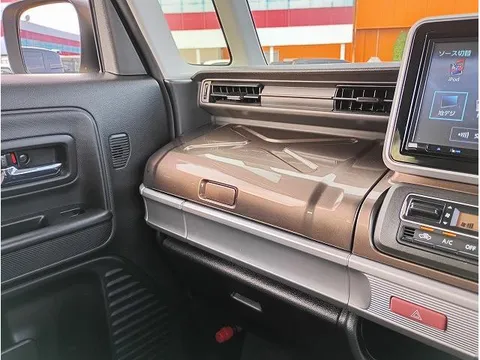 Suzuki Spacia Gear