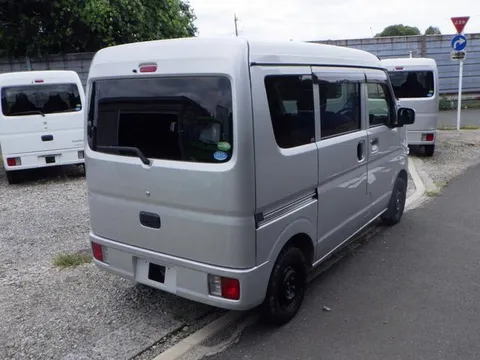 Nissan Clipper