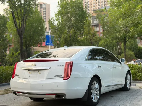 Cadillac XTS