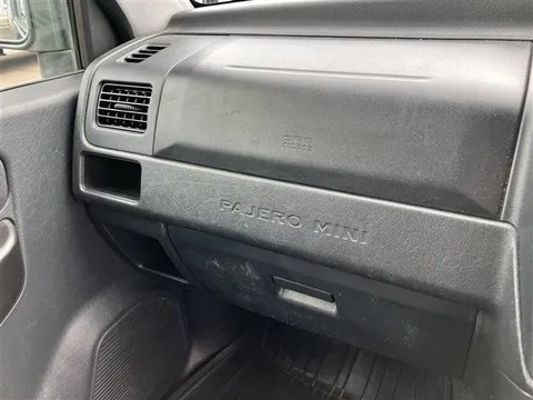 Mitsubishi Pajero Mini