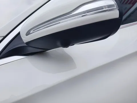 Mercedes-Benz Mercedes-Benz GLC