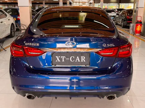 Infiniti Q50L