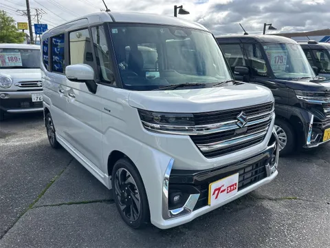 Suzuki Spacia Custom