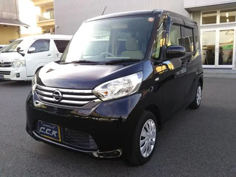 Nissan Dayz Roox